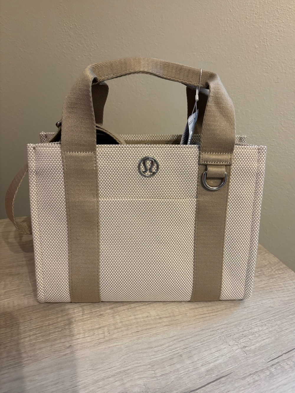 lululemon athletica mini tote